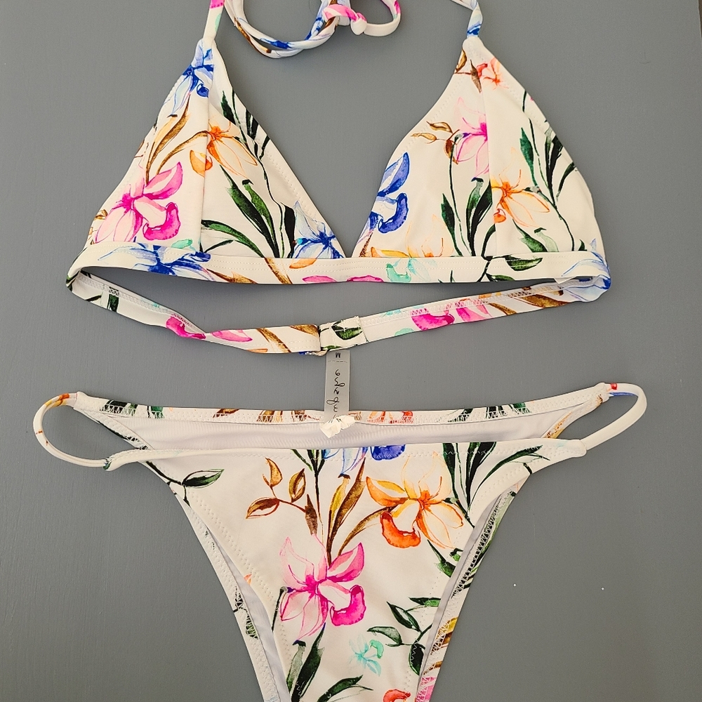 NWT Cupshe bikini medium